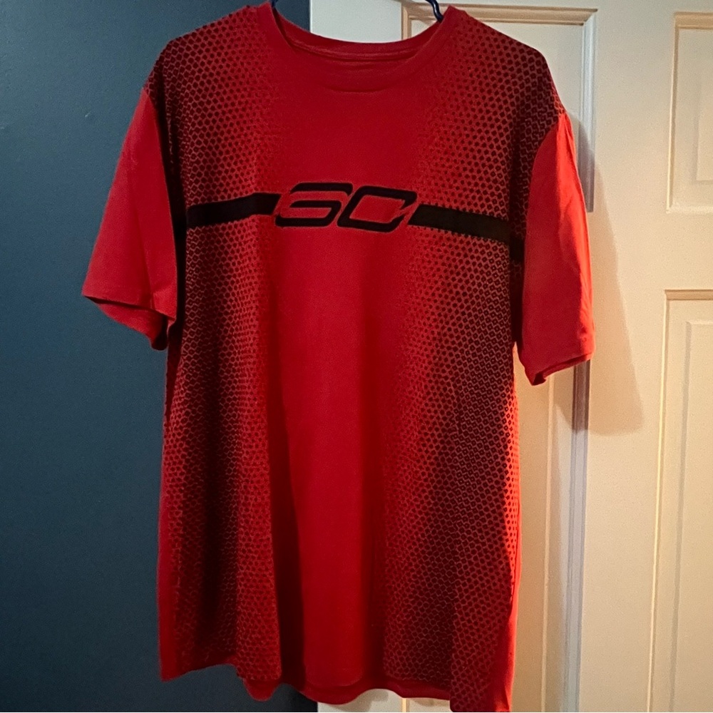 Under Armour Red and Black Men's Tee Steph Curry